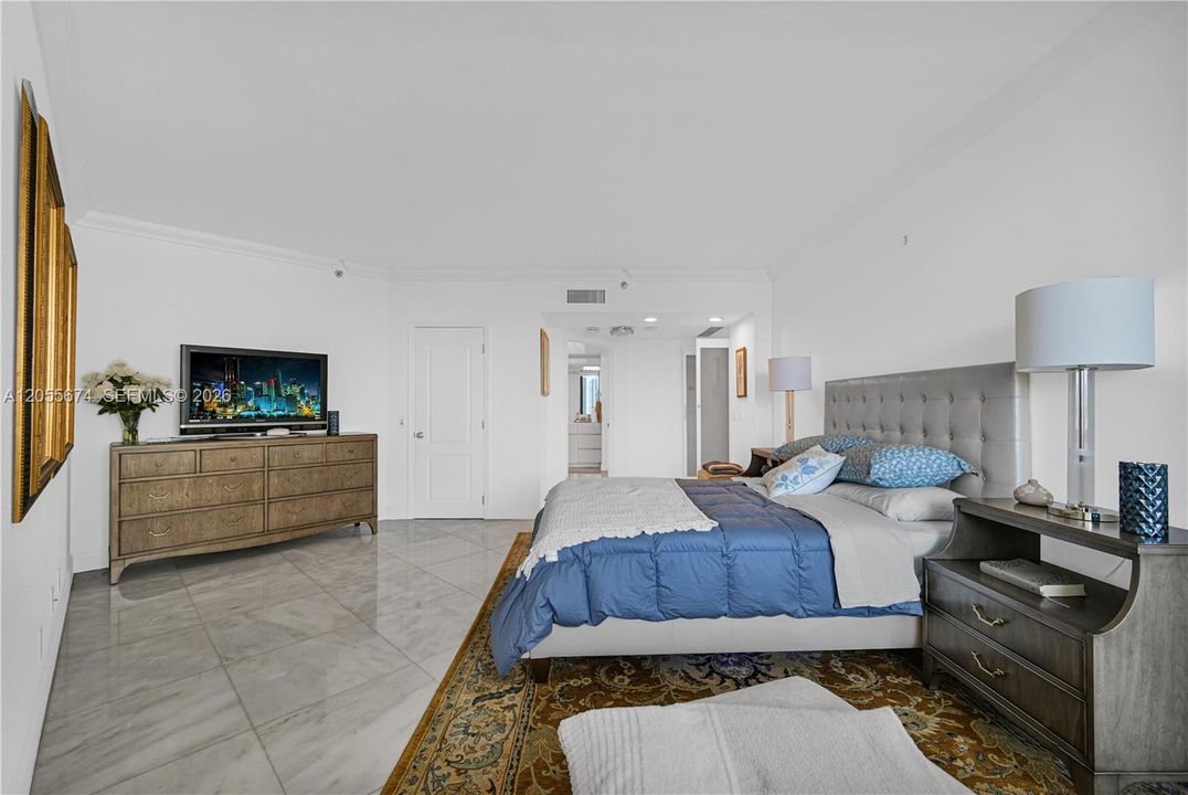 На продажу: $699,999 (2 спален, 2 ванн, 1607 Квадратных фут)