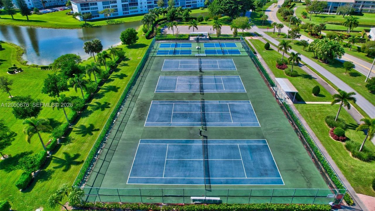 Tennis