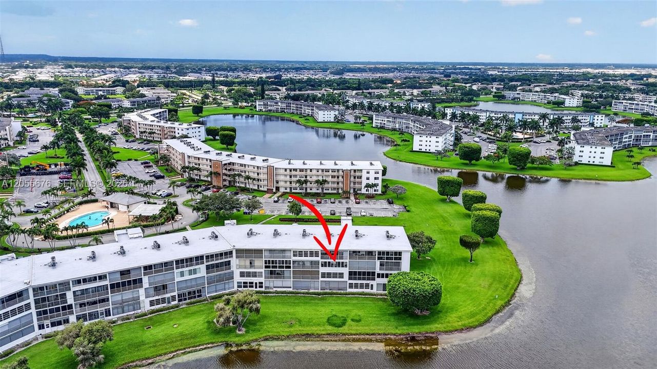 For Sale: $279,900 (2 beds, 1 baths, 861 Square Feet)