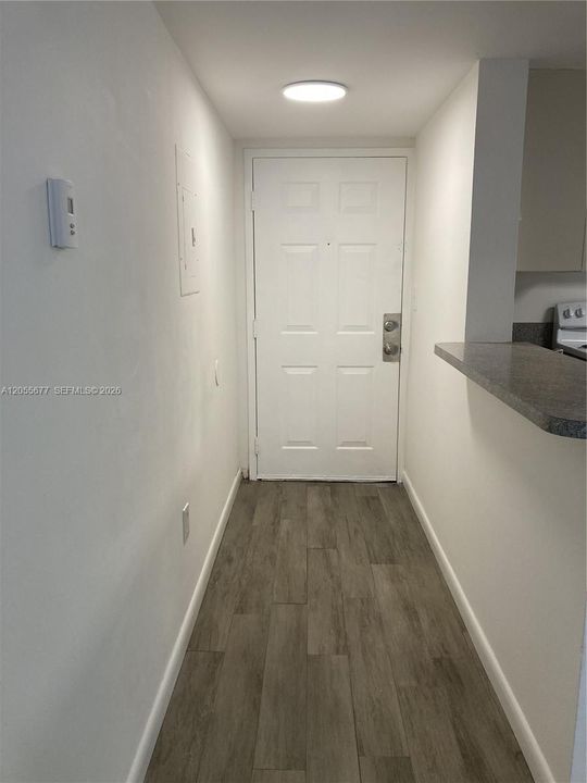 В аренду: $2,400 (3 спален, 2 ванн, 1216 Квадратных фут)
