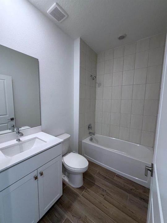 Lot 7 bathroom 2