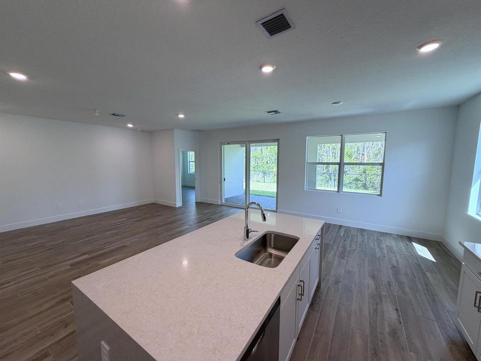 Lot 7 great room 2