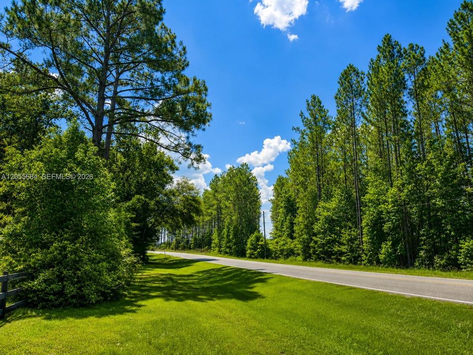 На продажу: $199,000 (3 спален, 2 ванн, 1216 Квадратных фут)