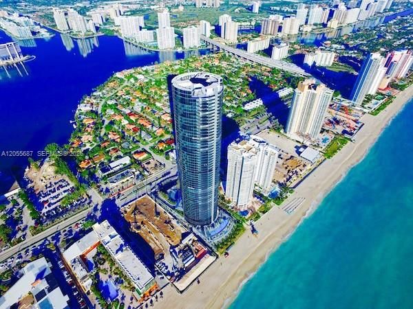В аренду: $27,900 (3 спален, 4 ванн, 3555 Квадратных фут)