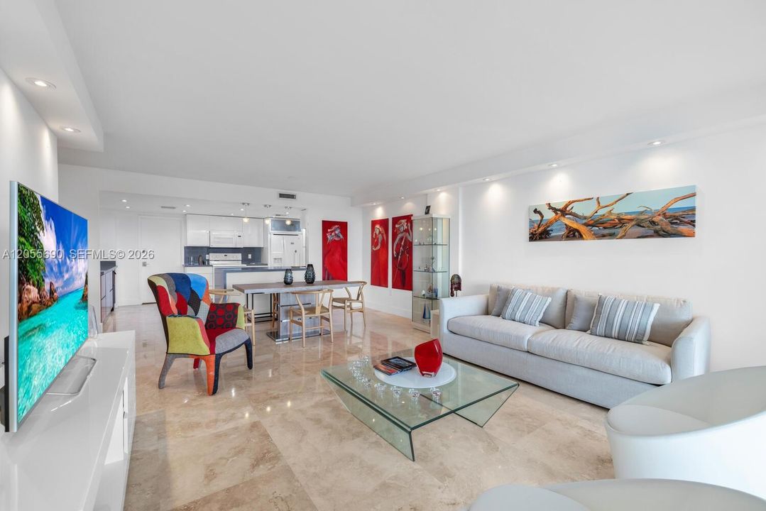 В аренду: $5,900 (2 спален, 2 ванн, 1260 Квадратных фут)