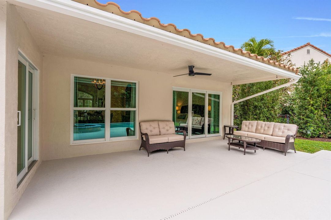 46-web-or-mls-A7403878