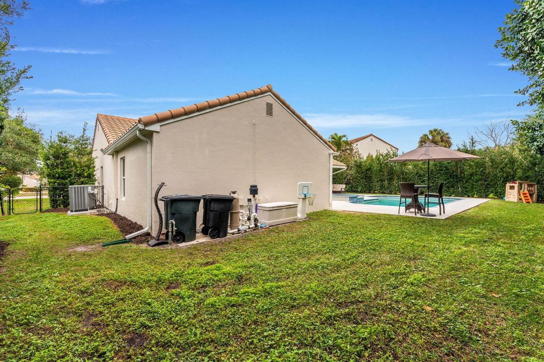 56-web-or-mls-A7403874