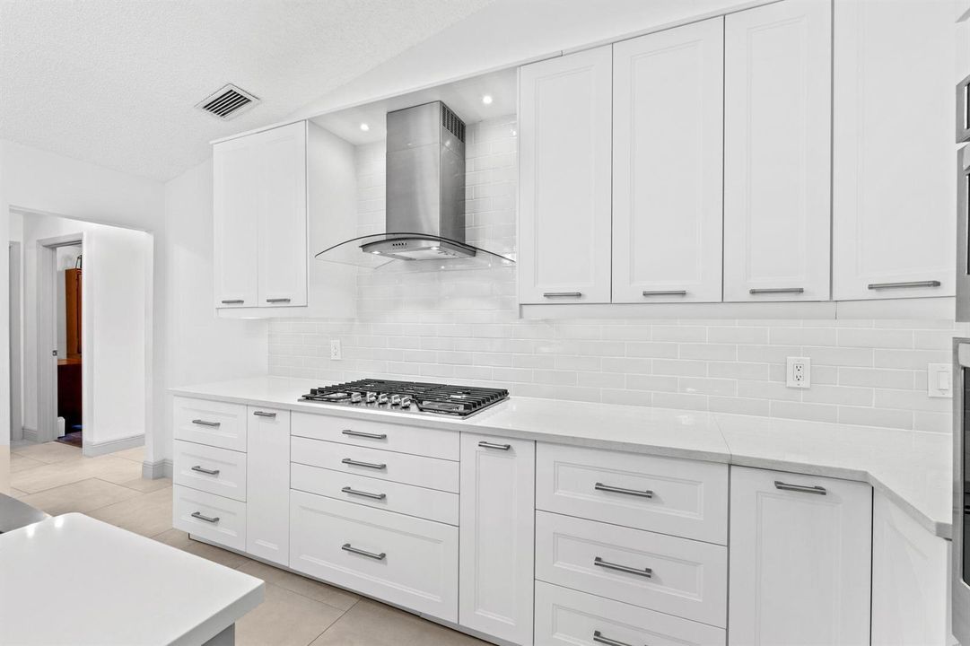 23-web-or-mls-A7403863