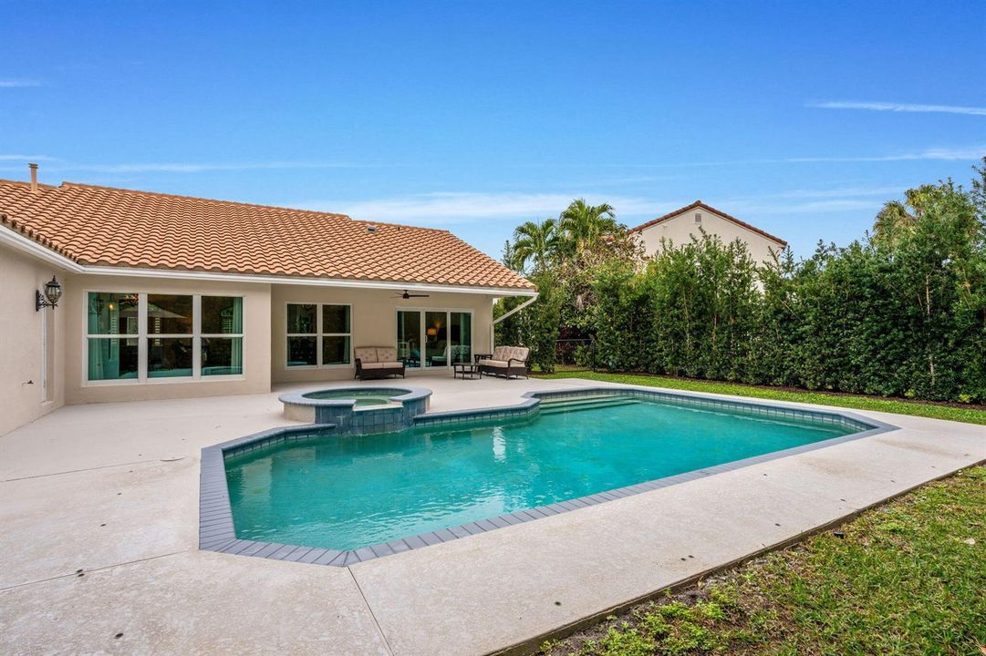 53-web-or-mls-A7403871