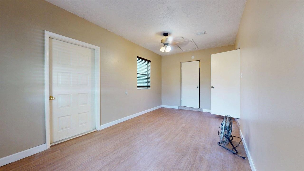 16. Bedroom 1