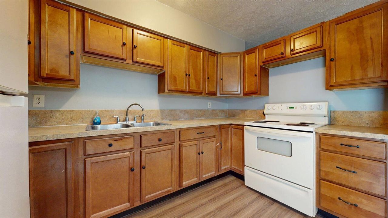 12. Kitchen