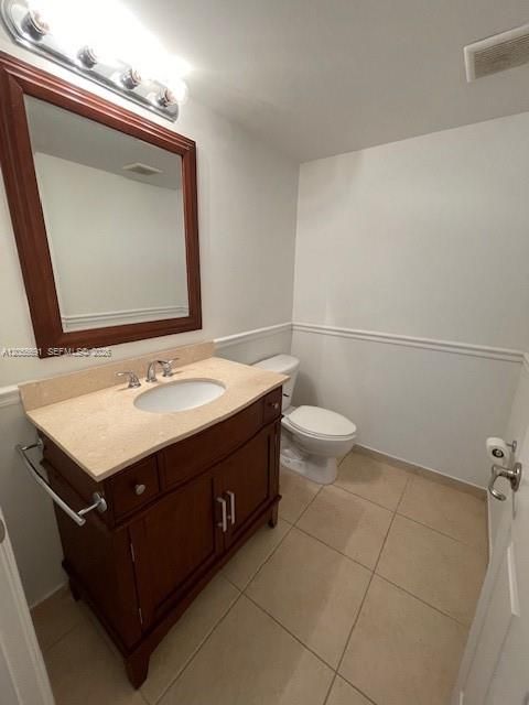 En Renta: $5,000 (4 camas, 4 baños, 2310 Pies cuadrados)