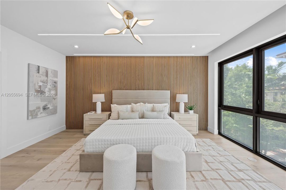 En Venta: $2,499,000 (3 camas, 2 baños, 3297 Pies cuadrados)