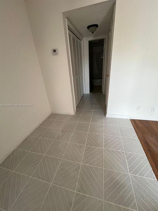 For Rent: $1,500 (1 beds, 1 baths, 621 Square Feet)