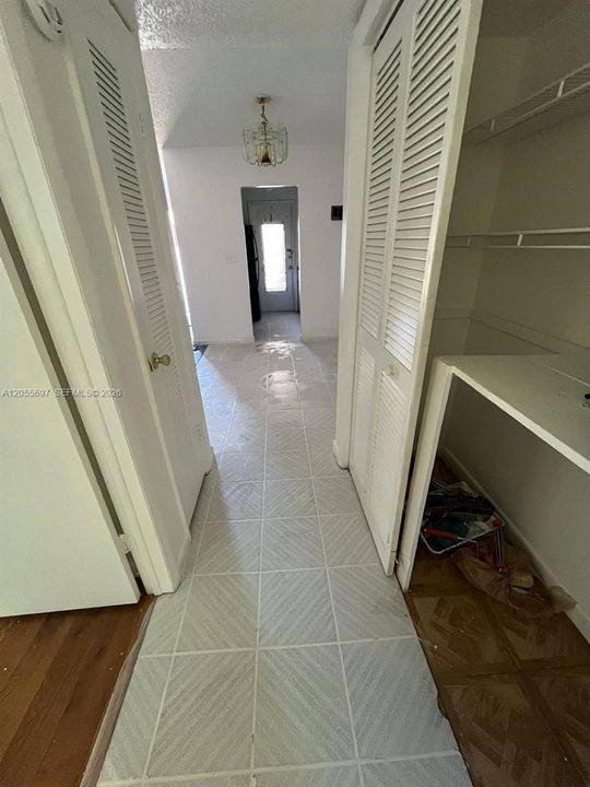 For Rent: $1,500 (1 beds, 1 baths, 621 Square Feet)