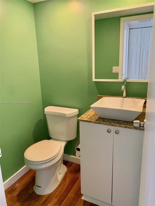В аренду: $2,450 (1 спален, 1 ванн, 991 Квадратных фут)