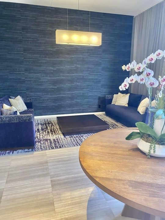 В аренду: $2,450 (1 спален, 1 ванн, 991 Квадратных фут)