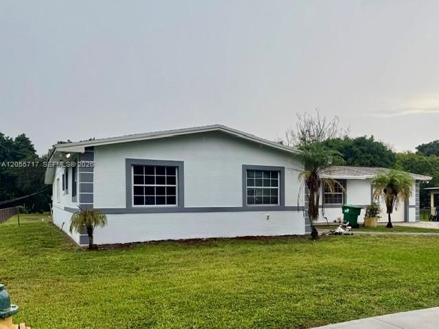 For Sale: $849,000 (5 beds, 3 baths, 2749 Square Feet)
