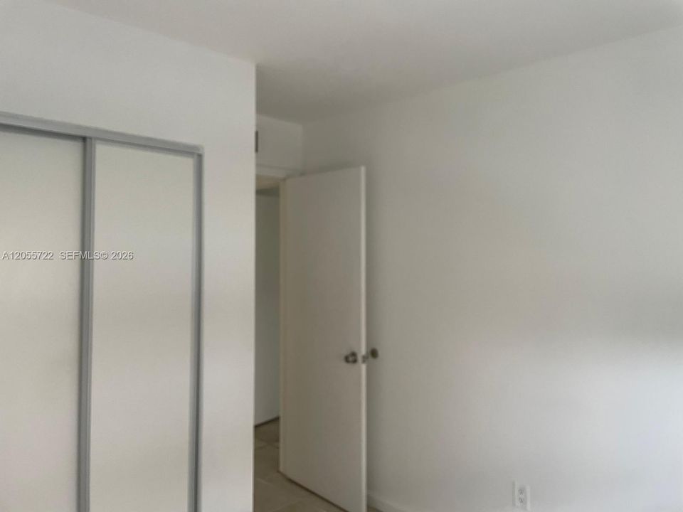 For Rent: $1,800 (2 beds, 2 baths, 830 Square Feet)
