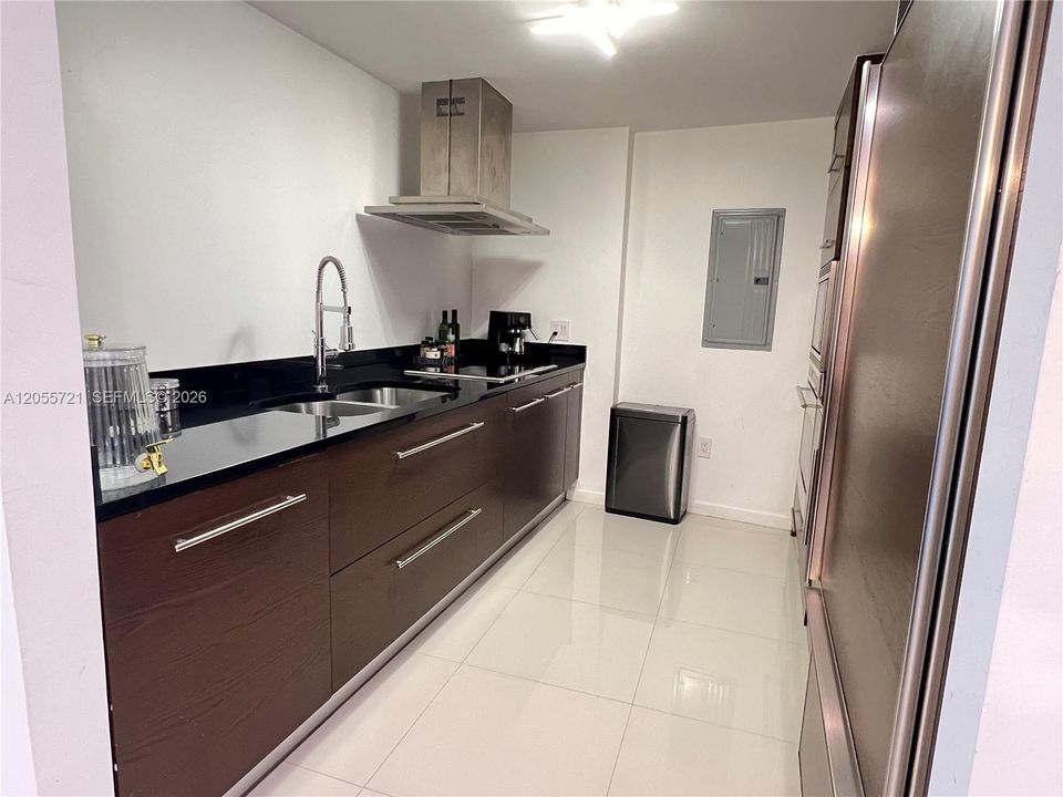 En Venta: $900,000 (2 camas, 2 baños, 1390 Pies cuadrados)