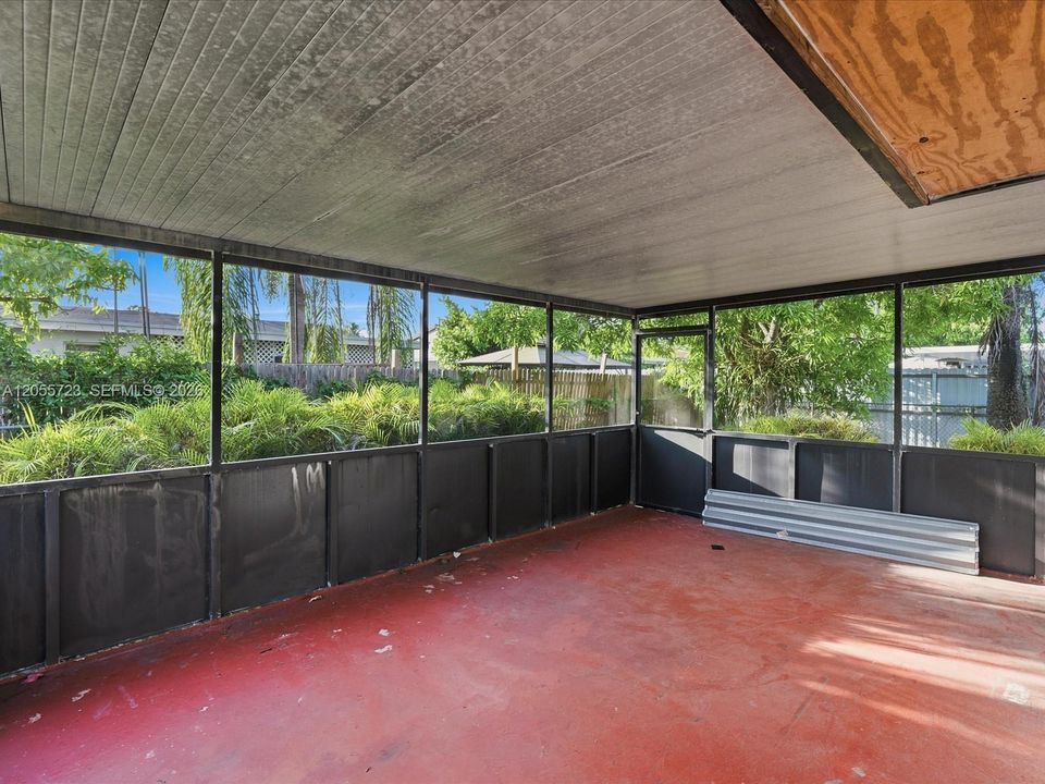 Activo con contrato: $534,900 (3 camas, 2 baños, 1655 Pies cuadrados)