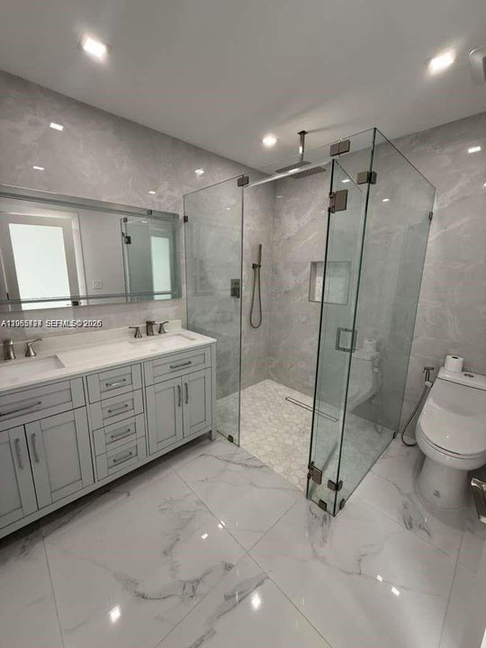 For Rent: $4,000 (3 beds, 2 baths, 1576 Square Feet)