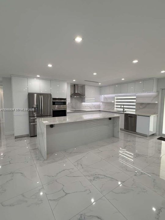 For Rent: $4,000 (3 beds, 2 baths, 1576 Square Feet)