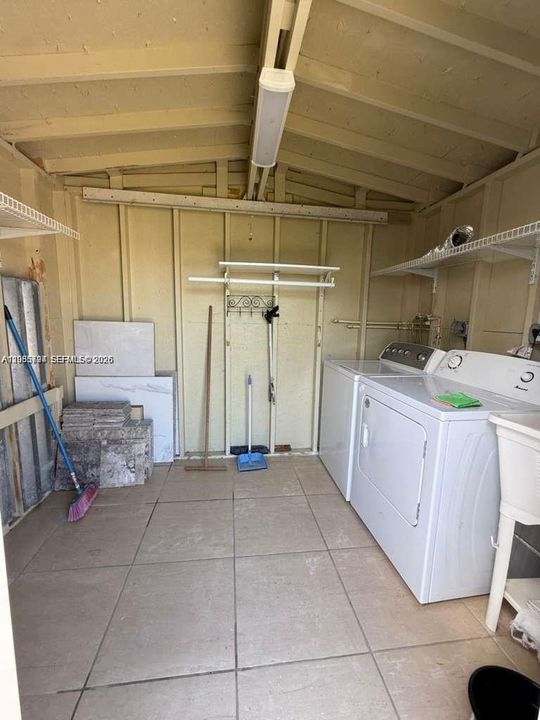 For Rent: $4,000 (3 beds, 2 baths, 1576 Square Feet)