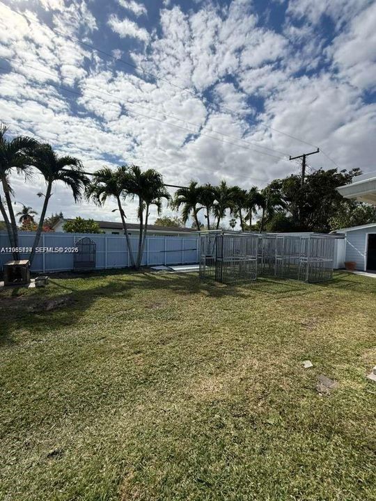 For Rent: $4,000 (3 beds, 2 baths, 1576 Square Feet)