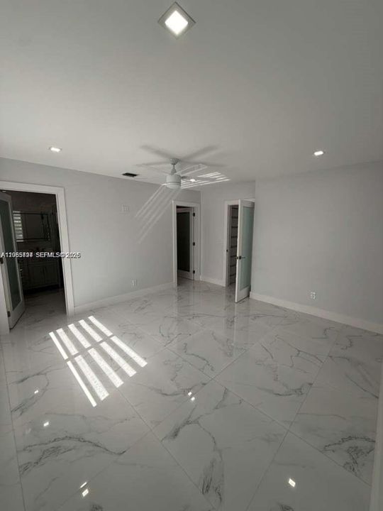 For Rent: $4,000 (3 beds, 2 baths, 1576 Square Feet)