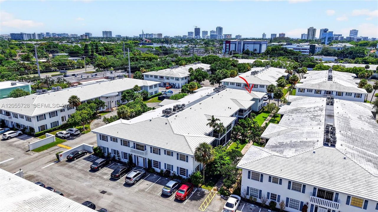 For Sale: $194,750 (2 beds, 2 baths, 875 Square Feet)