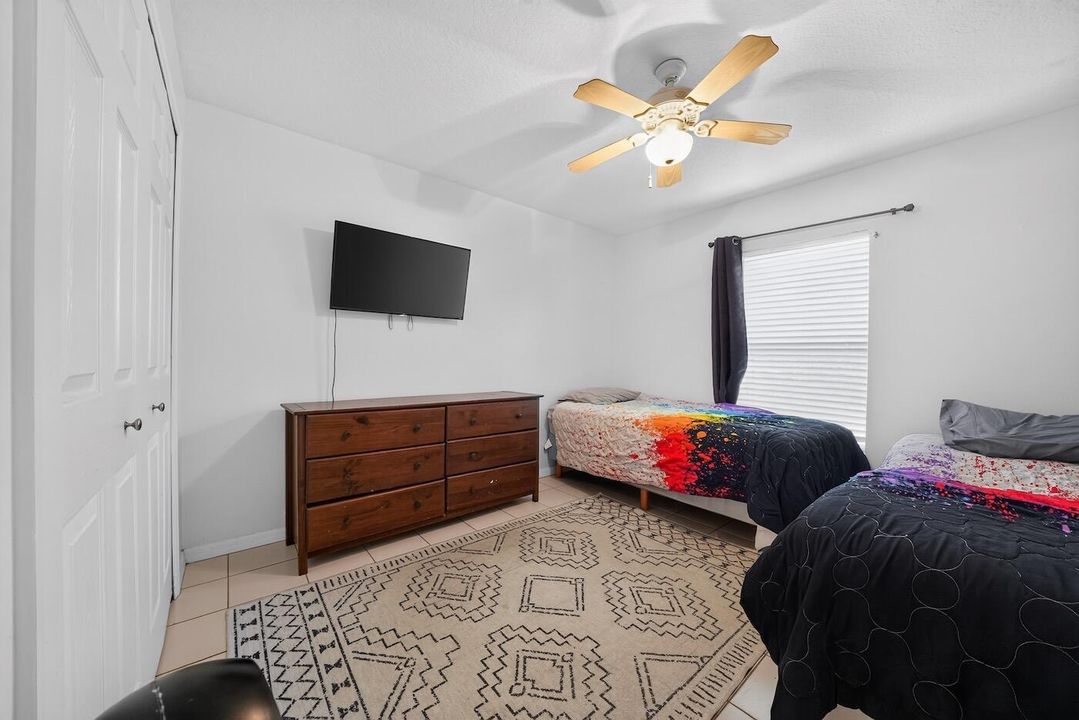 44_7816_100th_Ave-Bedroom-0932