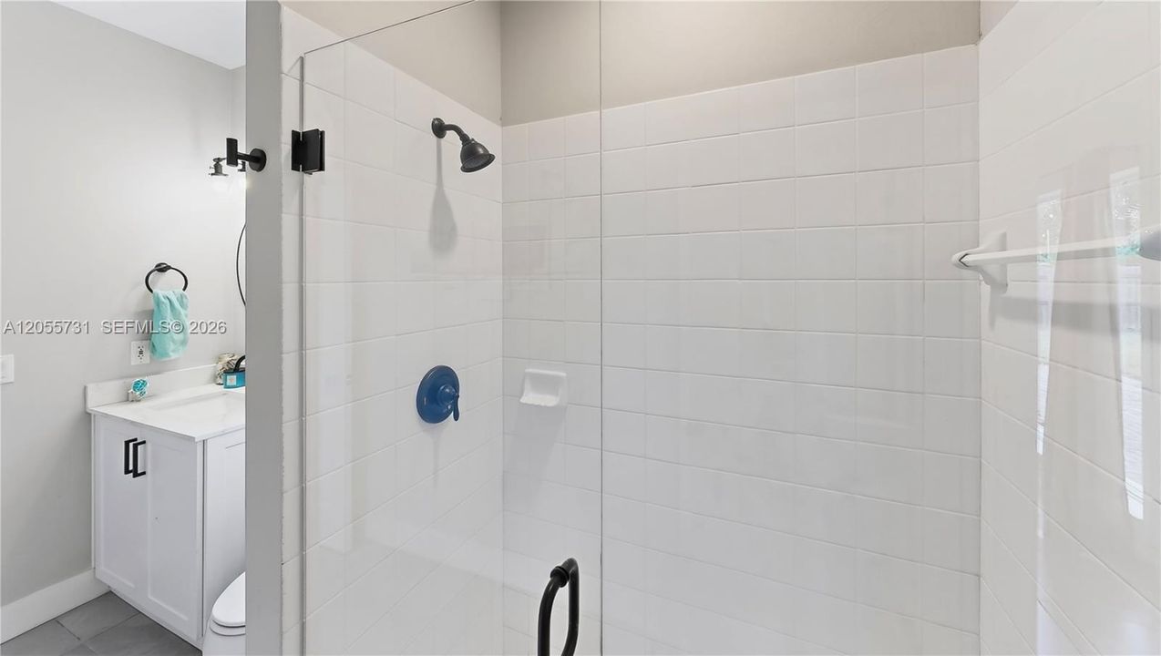For Sale: $625,000 (4 beds, 3 baths, 2800 Square Feet)