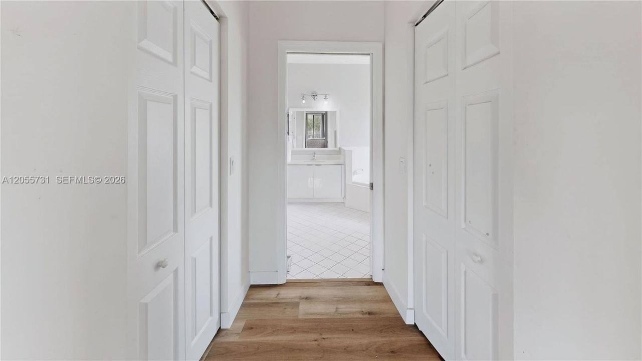 For Sale: $625,000 (4 beds, 3 baths, 2800 Square Feet)