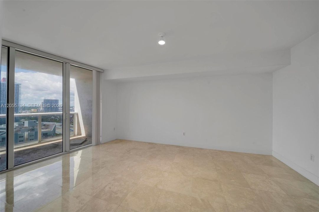 В аренду: $3,850 (2 спален, 1 ванн, 1086 Квадратных фут)