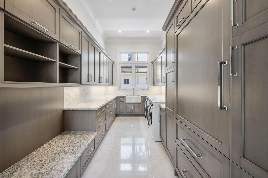 215_W_Key_Palm_Road_25