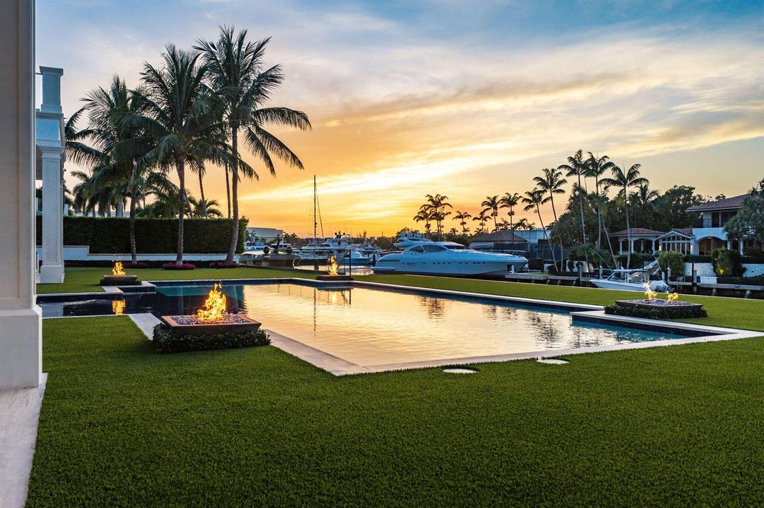 215_W_Key_Palm_Road_Dusk_09