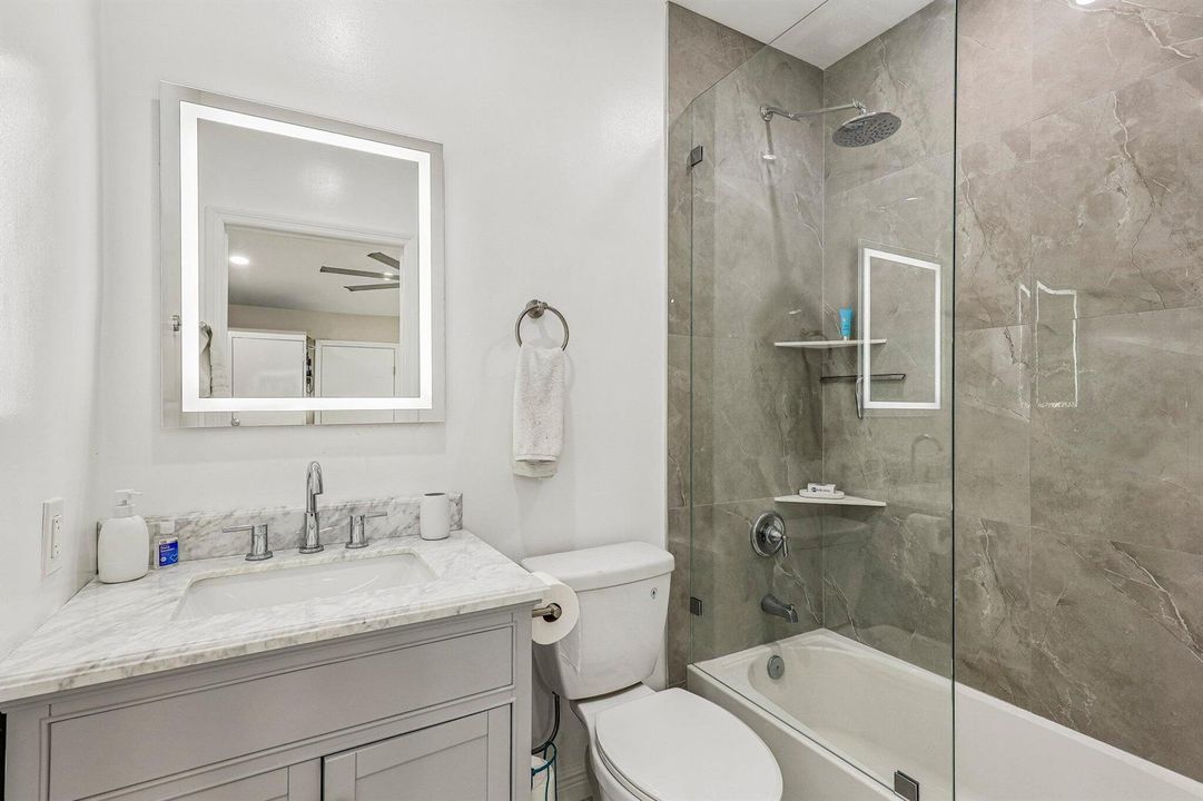 31-web-or-mls-N 22nd Ave-S2107-031