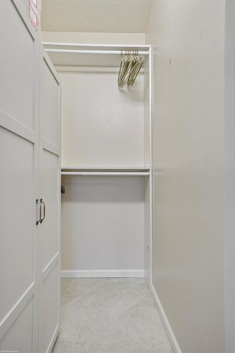 4337 Beauty Leaf Cir 028