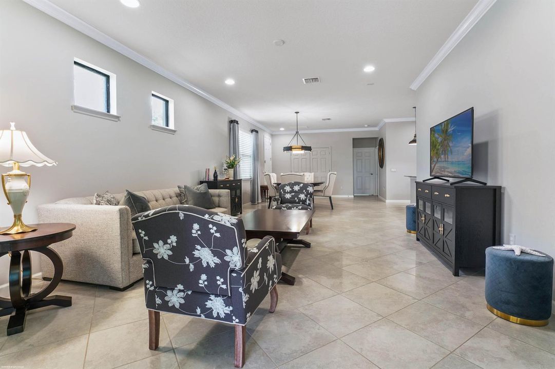 4337 Beauty Leaf Cir 015