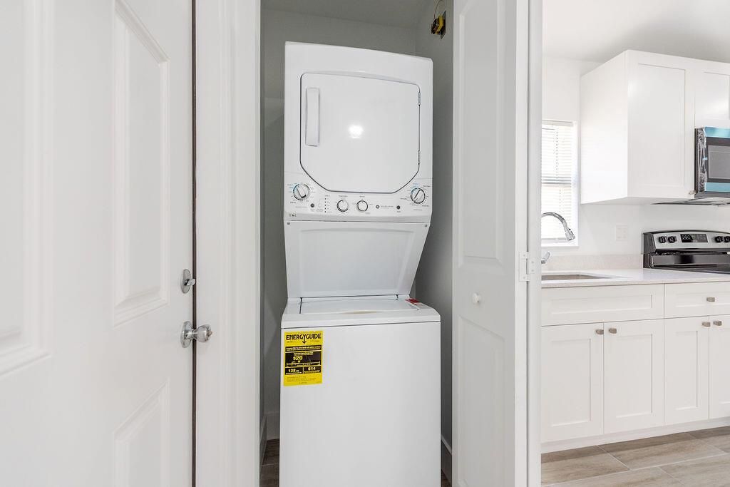 3246SEJeffersonStStuart-18