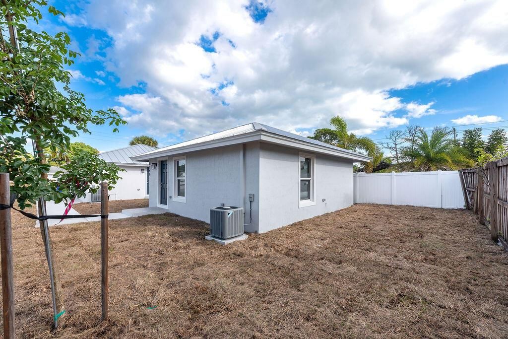 3246SEJeffersonStStuart-3
