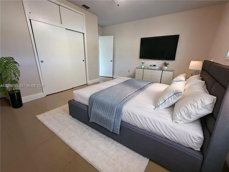 В аренду: $3,400 (3 спален, 2 ванн, 1515 Квадратных фут)
