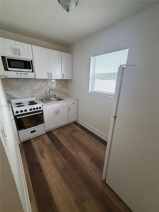 В аренду: $1,500 (1 спален, 1 ванн, 500 Квадратных фут)