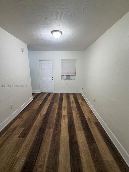 В аренду: $1,500 (1 спален, 1 ванн, 500 Квадратных фут)