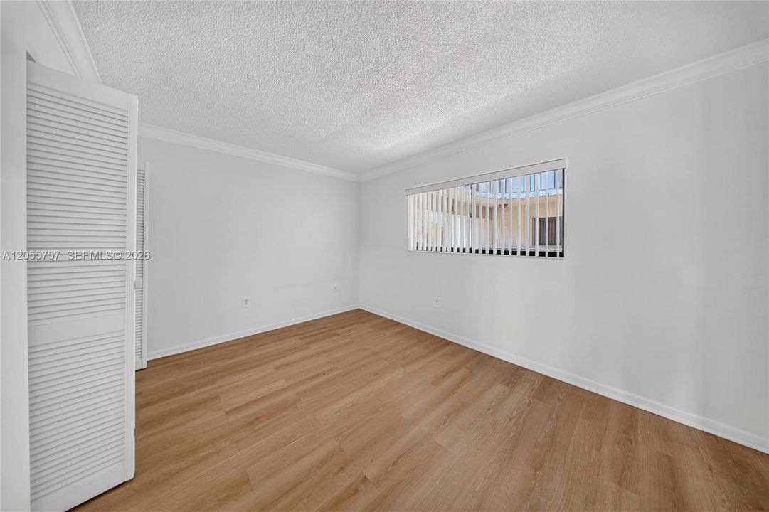 En Venta: $289,000 (2 camas, 2 baños, 965 Pies cuadrados)