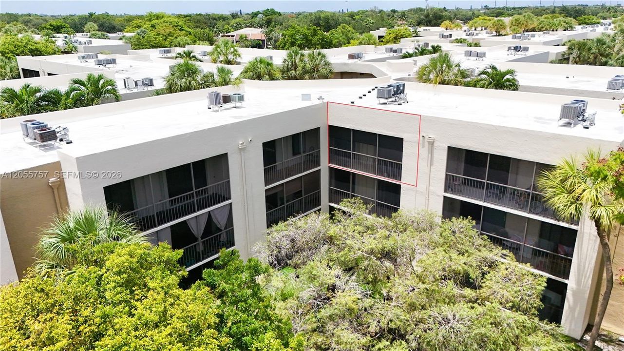 En Venta: $289,000 (2 camas, 2 baños, 965 Pies cuadrados)