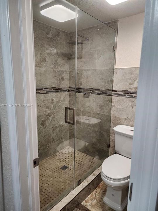 For Rent: $3,300 (3 beds, 3 baths, 1686 Square Feet)