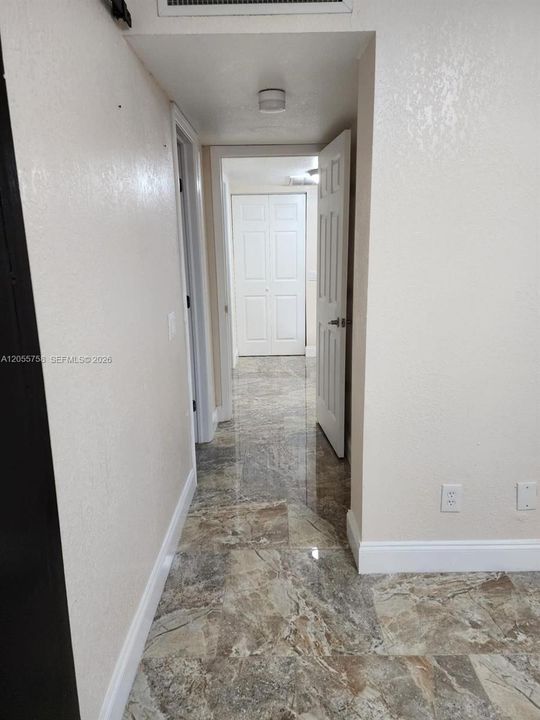 For Rent: $3,300 (3 beds, 3 baths, 1686 Square Feet)