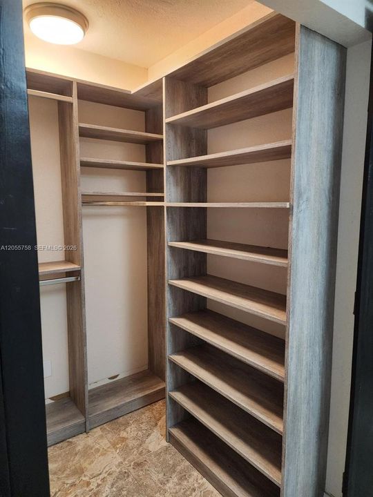 For Rent: $3,300 (3 beds, 3 baths, 1686 Square Feet)